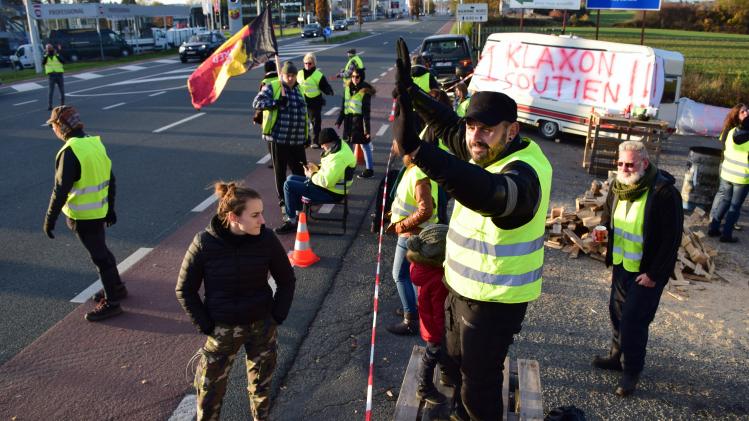 Les "gilets jaunes" continueront le blocage a Namur si le gouvernement ne reagit pas