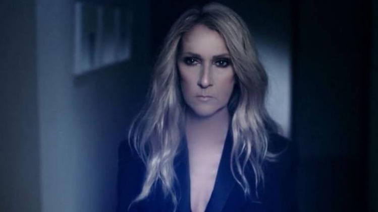 4518680-celine-dion-dans-la-publicite-de-la-camp-950x0-1