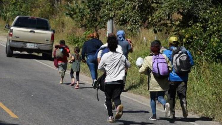 Honduras: un millier de migrants prennent la route des États-Unis