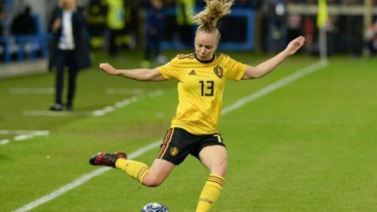 Sarah Wijnants (11) of Anderlecht pictured in a duel with Shari