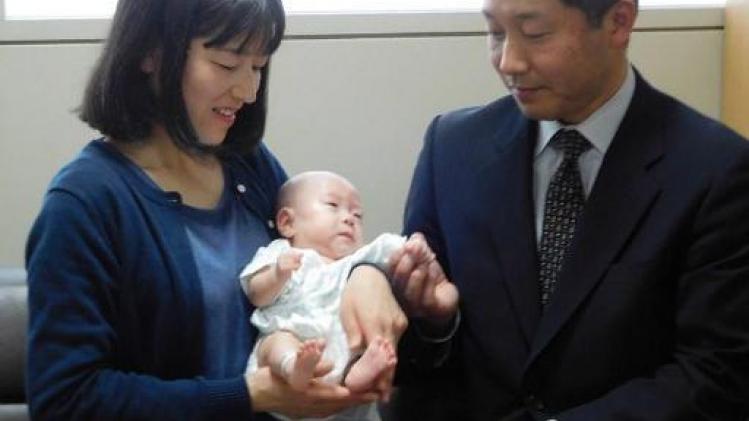 Japon: un bébé né avec un poids inédit de 258g va quitter l'hôpital