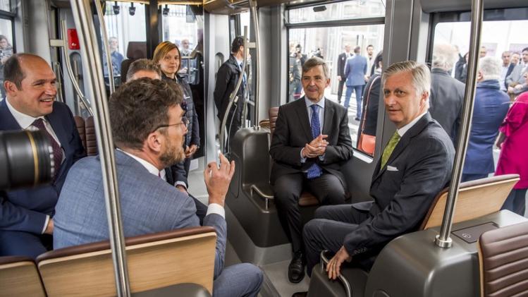 BRUSSELS ROYALS NEW TRAM MIVB STIB