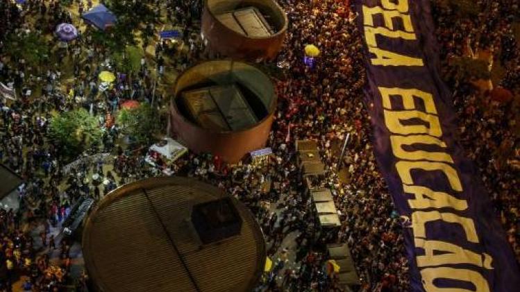 Brésil: manifestations étudiantes d'ampleur contre Bolsonaro