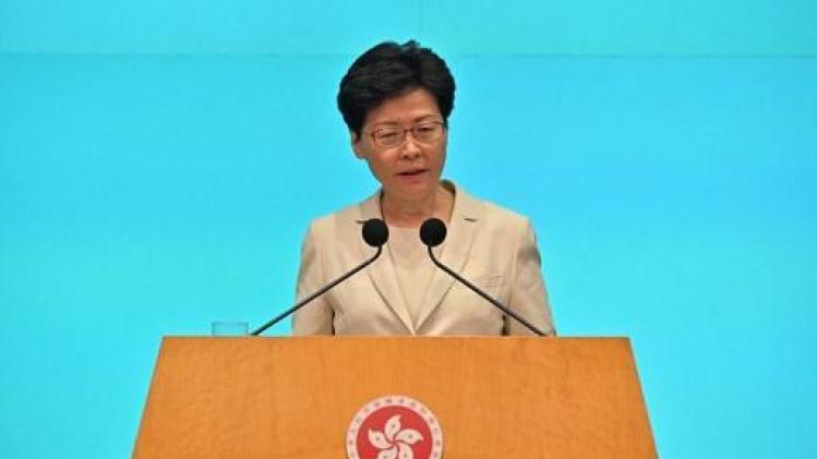 Hong Kong/loi d'extradition: la cheffe de l'exécutif présente ses "plus sincères excuses"