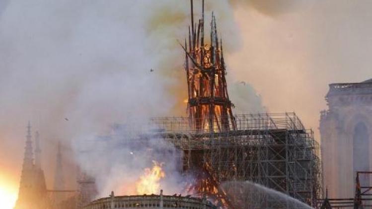 Incendie à Notre-Dame de Paris: "Aucun élément" accréditant une origine criminelle d'après l'enquête préliminaire