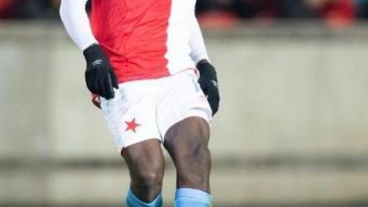 Le défenseur international camerounais Michael Ngadeu signe pour quatre ans à La Gantoise