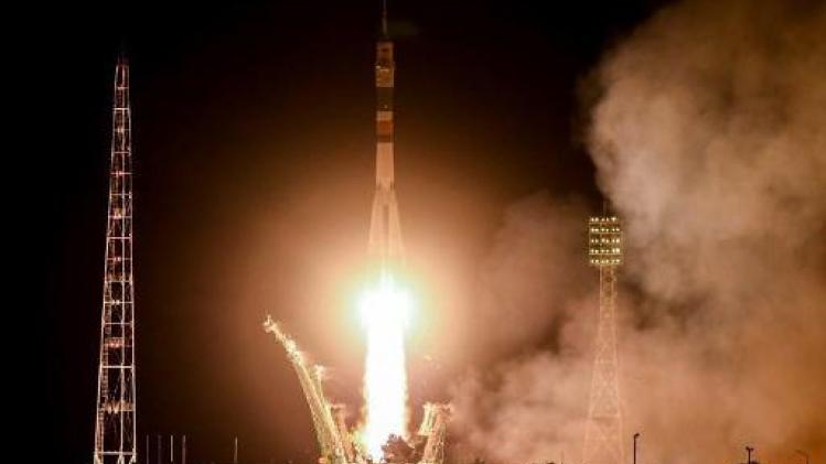 Un Italien, un Russe et un Américain s'envolent pour l'ISS