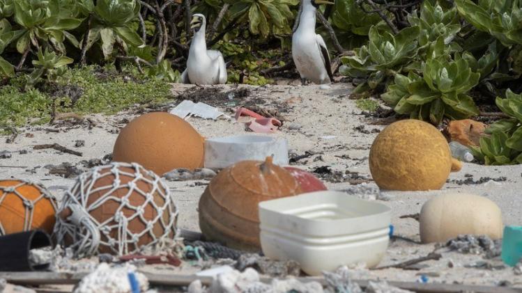 PACIFIC-BRITAIN-ENVIRONMENT-POLLUTION-PLASTIC