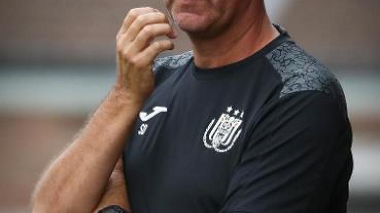 "Anderlecht ne changera pas sa philosophie", annonce Simon Davies avant le 'topper'