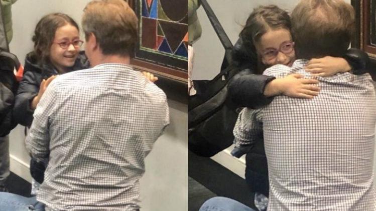 La petite Gabriella retrouve son papa après avoir passé 1.300 jours en Iran