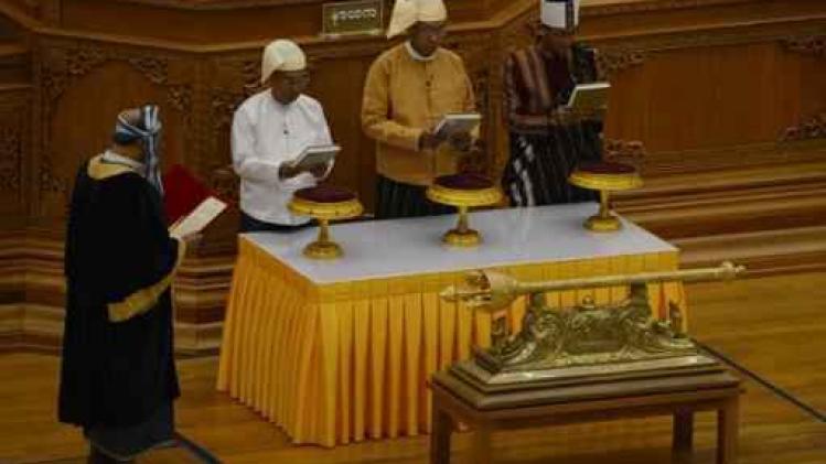 Birmanie: le nouveau président Htin Kyaw, proche de Suu Kyi, a prêté serment