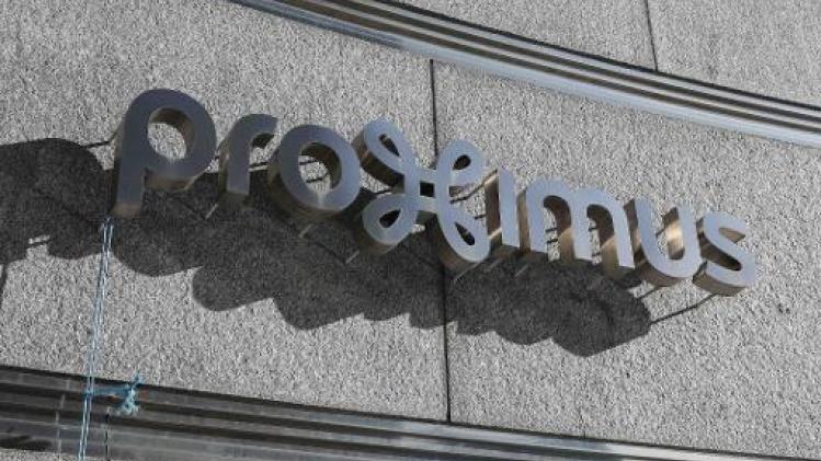 Des dizaines de travailleurs bloquent l'accès au bâtiment de Proximus à Liège