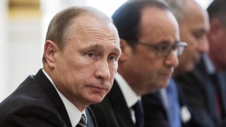 Poutine promulgue une loi étendant le statut "d'agent de l'étranger"