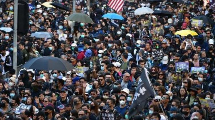 Grande manifestation à Hong Kong pour les six mois de contestation
