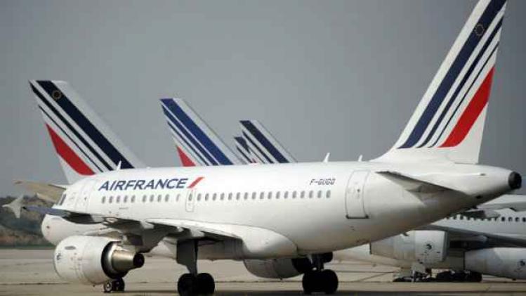 Polémique chez Air France:  «Un dispostif d'exception» pour le personnel féminin refusant le voile