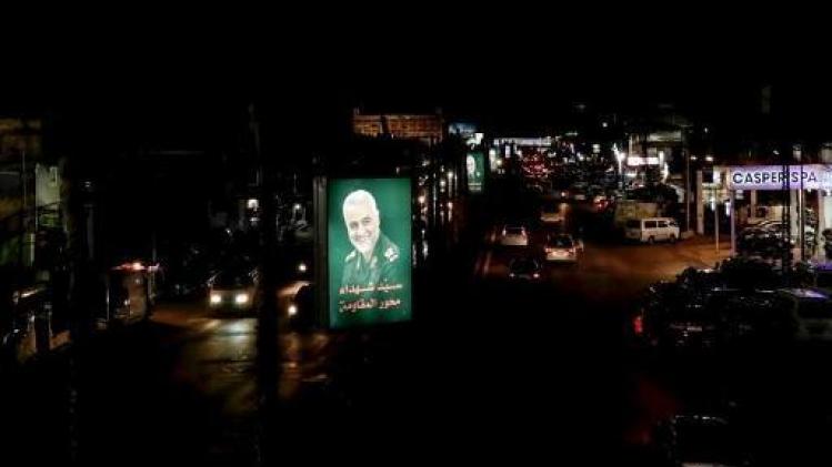 Foule massive à Kerman en Iran pour l'enterrement du général Soleimani