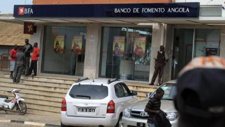 Le dirigeant d'une banque angolaise cité dans l'affaire dos Santos annonce sa démission