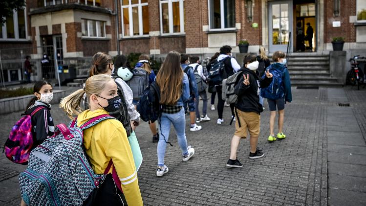 RETURN TO SCHOOL WEYTS VISITS HORTECO