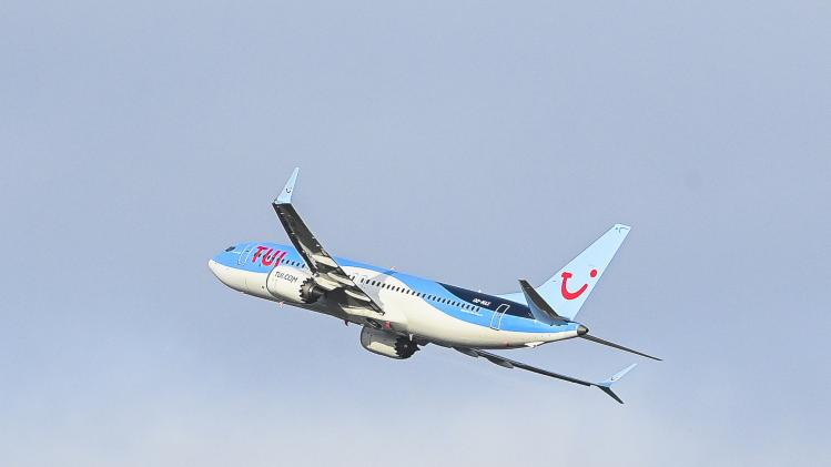 BRUSSELS AIRPORT TUI FLY BOEING