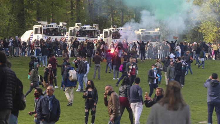 BRUSSELS BOIS DE LA CAMBRE LA BOUM 2 L'ABIME