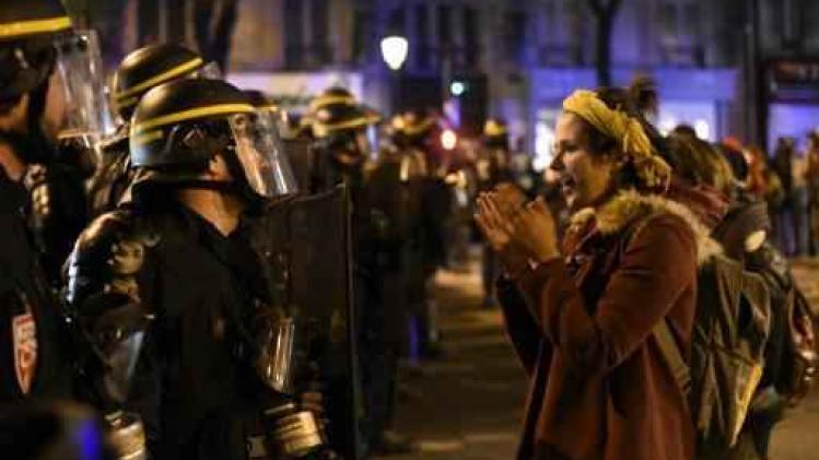 France: après le défilé du 1er mai à Paris, "Nuit debout" interrompu après des incidents