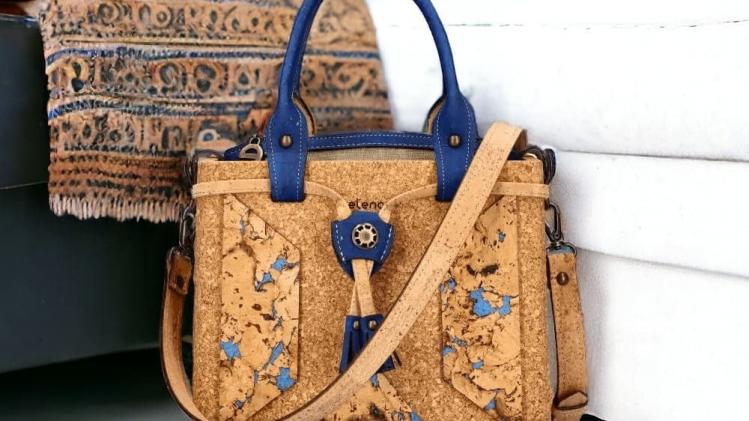 sac-en-liege-beige-et-bleu.jpeg