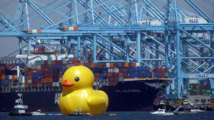 Un canard géant dans le port de Los Angeles