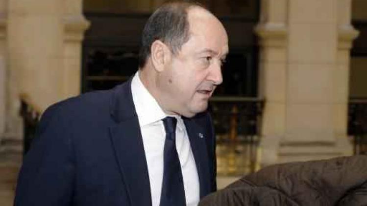 France: l'ancien patron du renseignement intérieur inculpé pour trafic d'influence