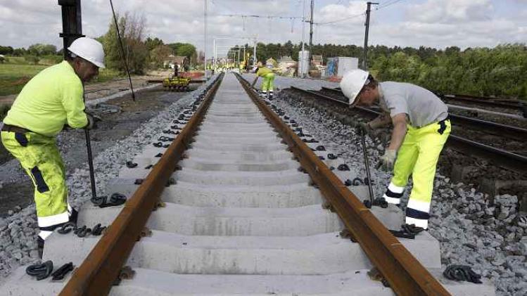 BELGIUM SCHELLEBELLE TRAIN ACCIDENT AFTERMATH