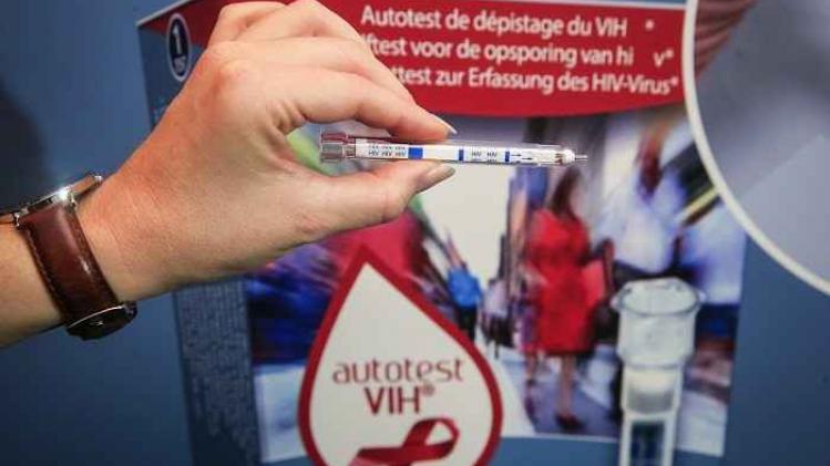 BELGIUM FIRST AUTOTEST VIH