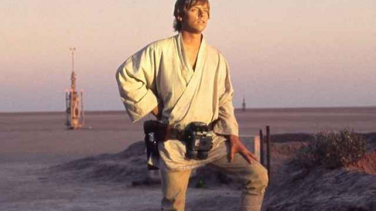 Mark-Hamill-as-Luke-Skywalker-in-Star-Wars-A-New-Hope