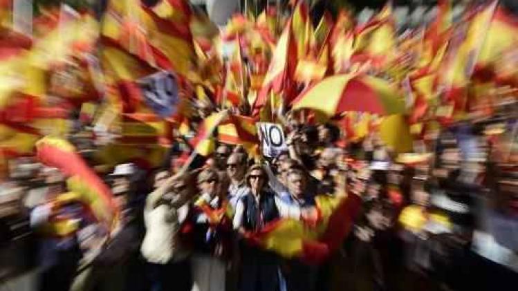 Crise en Catalogne - "Puigdemont en prison! ": à Madrid, des milliers de personnes contre la rupture catalane