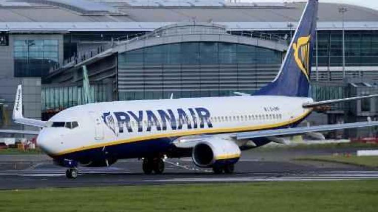 Ryanair: le syndicat Impact laisse planer sa menace de grève