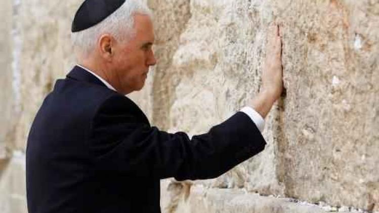 Le vice-président américain se recueille au Mur des Lamentations