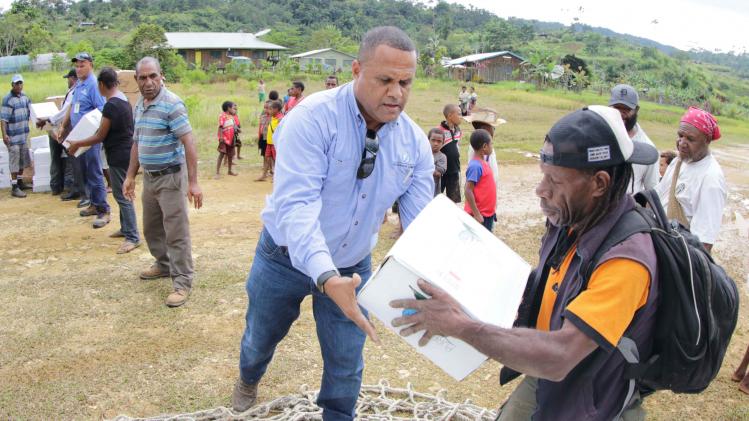 Dozens killed in major PNG quake as strong aftershocks rock homes
