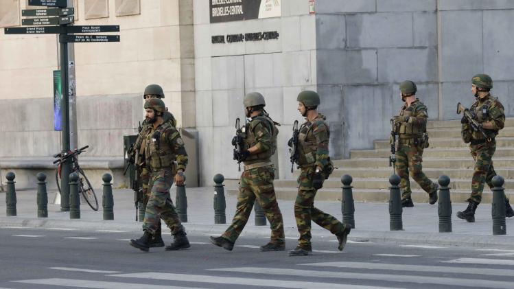 BRUSSELS CENTRAL STATION EVACUATION EXPLOSION