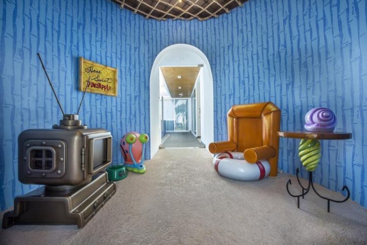 Pineapple_SpongeBob_Livingroom_NHPClow-1024x683.jpg