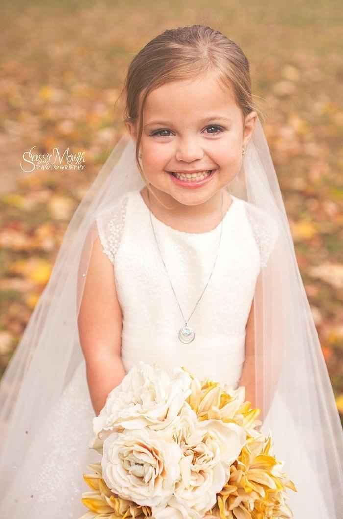 This-adorable-5-year-old-girl-asked-for-to-marry-with-her-best-friend-before-a-complicated-surgery-5a056c0bc499c__880.jpg