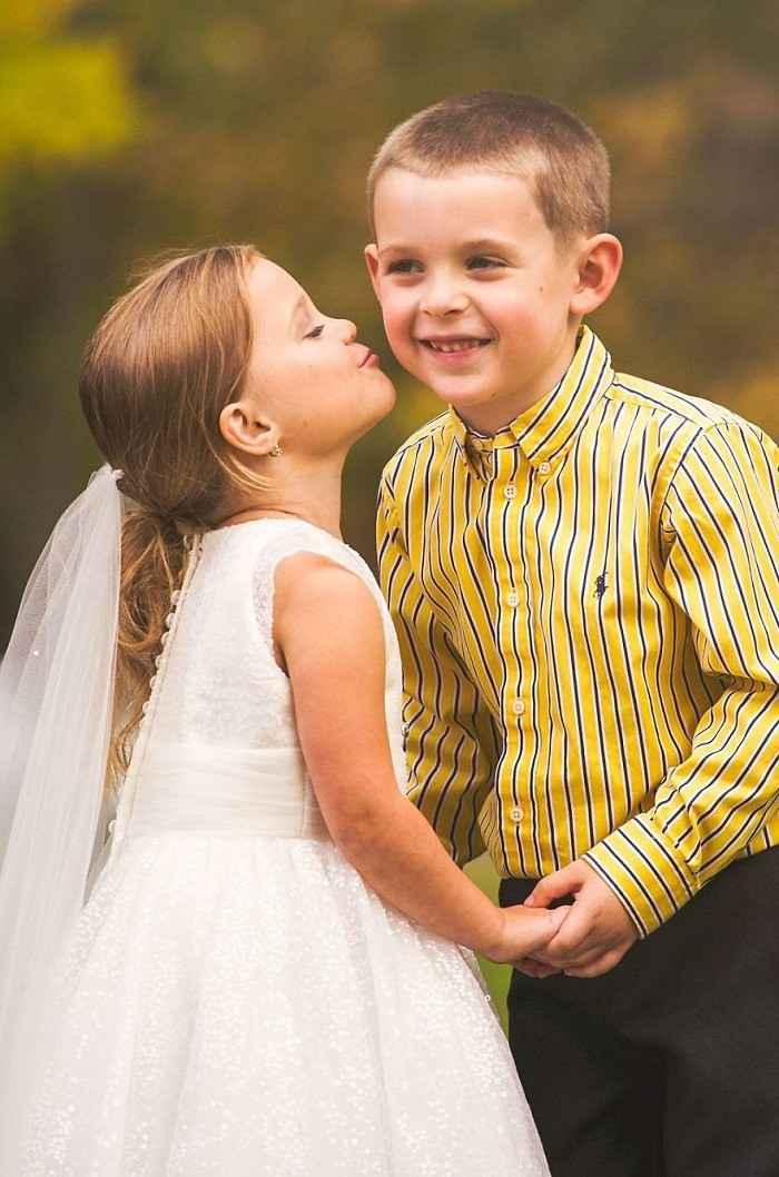 This-adorable-5-year-old-girl-asked-for-to-marry-with-her-best-friend-before-a-complicated-surgery-5a056c1de2f34__880.jpg