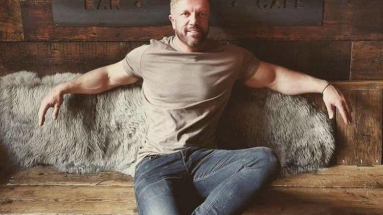 Un-pere-qui-a-rejete-Covid-jab-meurt-en-souhaitant