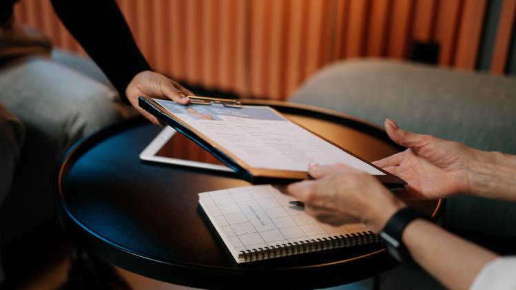 pexels-cottonbro-5989926