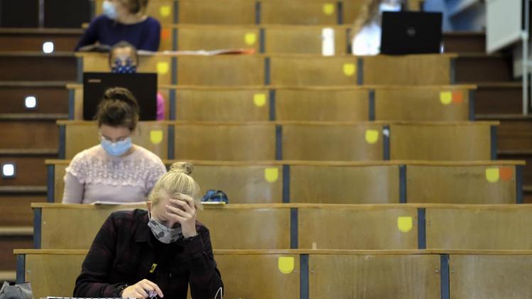 B9729880402Z.1_20220207090321_000+GPAJRH7U4.1-0