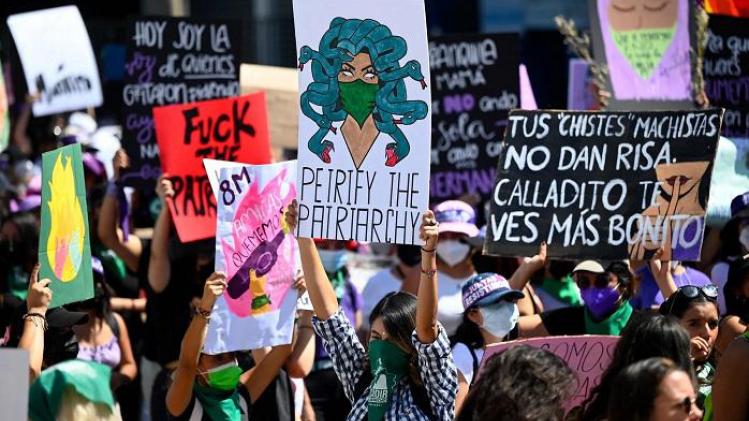 C2m510hnaU1BzxKkxAWR1O