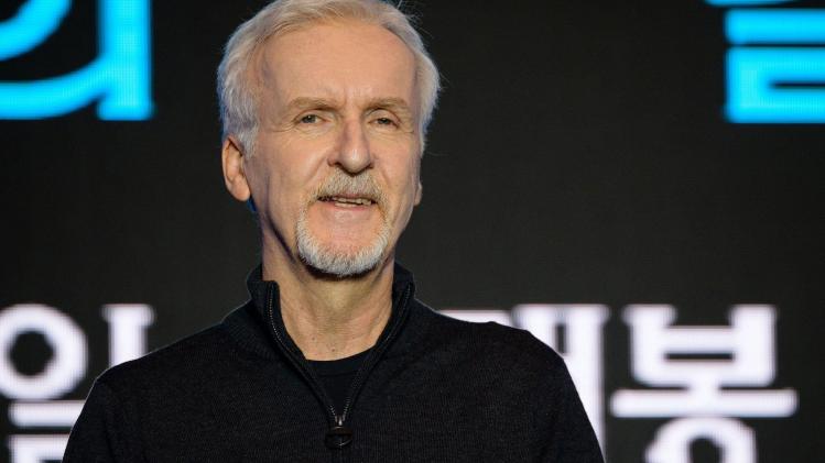 Canadian_filmmaker_James_Cameron_arrives_for_a_press_conference_to_promote_his_n