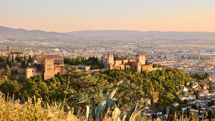 jorge-fernandez-salas-VafTh-LBdFo-unsplash