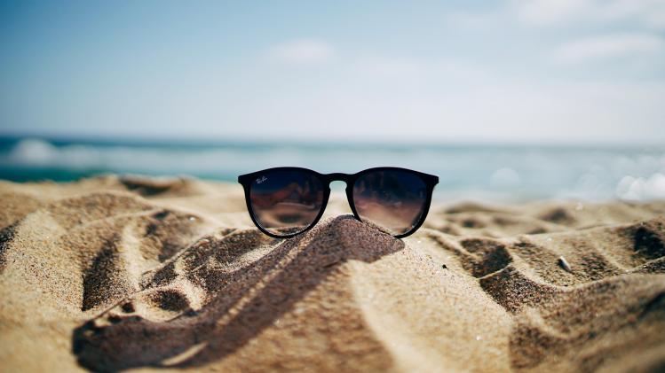 ethan-robertson-SYx3UCHZJlo-unsplash