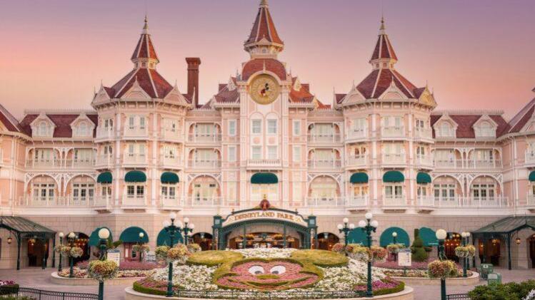 disneyland-hotel-750x430