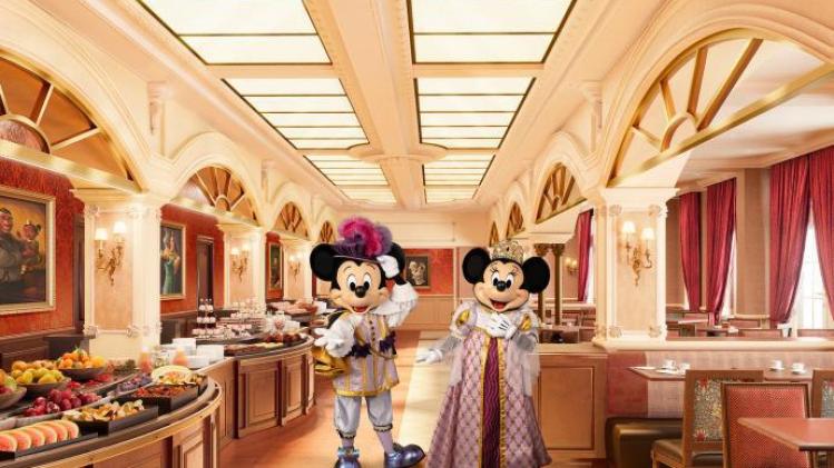 royal_banquet_with-mickey-minnie_hd