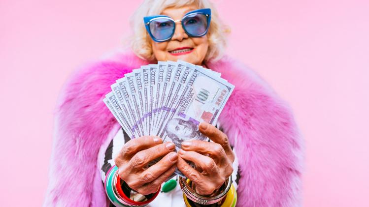 GENERIC_Argent_money_richesse_riche_femme_woman_agee_old_humour_fun_4df75f8166