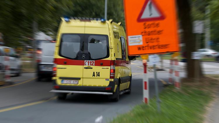 Drame dans le Hainaut: un couple et une fillette de 3 ans décèdent dans un accident de voiture